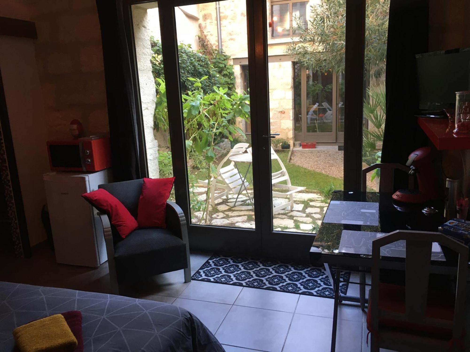 Chambre Sur Jardin Secret - Avignon Centre - Climatisee Buitenkant foto